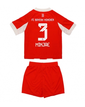 Bayern Munich Kim Min-jae #3 Maglia Gara Casa Repliche 2025-26 Bambino Maniche Corte